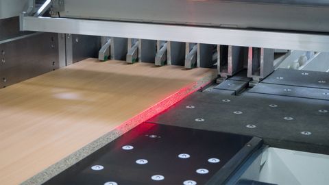 Système d'affichage assisté par laser pour l'identification de pièces sans erreur Système d'affichage assisté par laser pour l'identification de pièces sans erreur